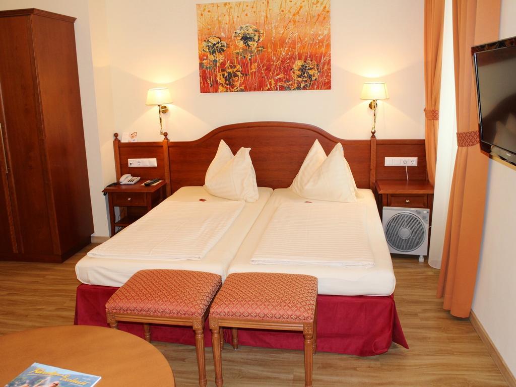 Altstadt Hotel Mosser Villach Exterior foto